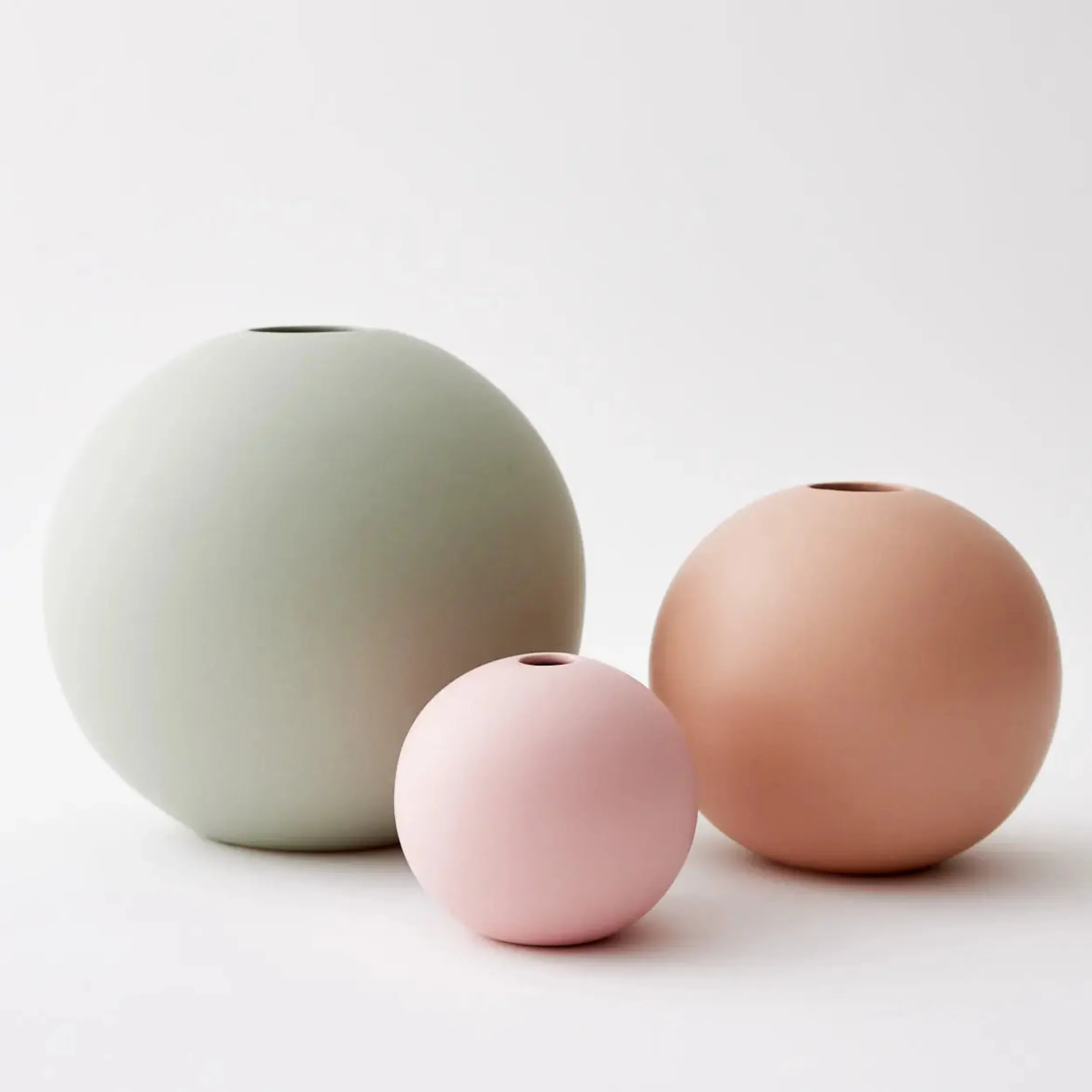 Bubbly Large Ceramic Vase Sage | GigiandTom Hot