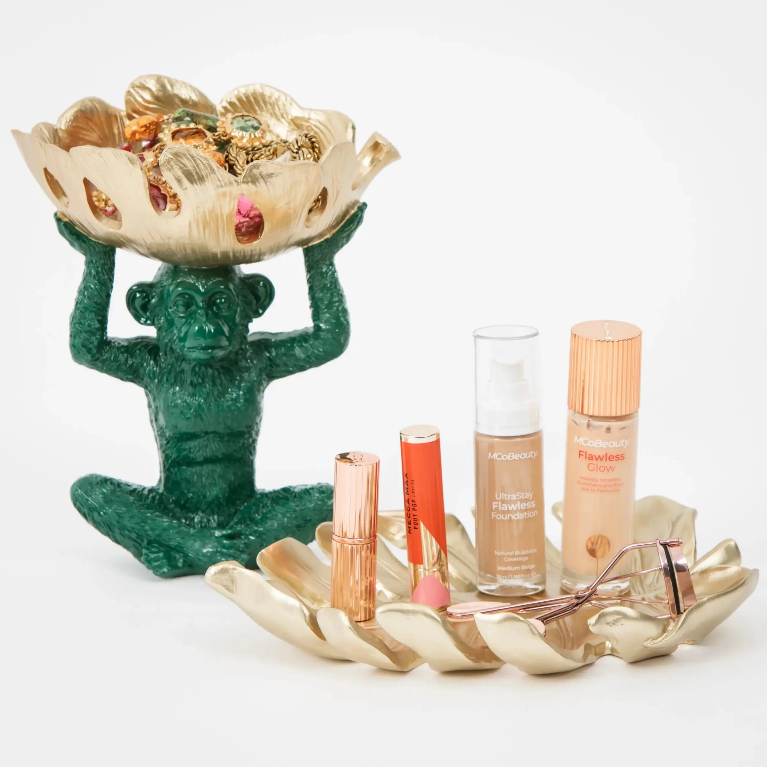 Playful Palm Monkey Resin Sculpture | GigiandTom Outlet