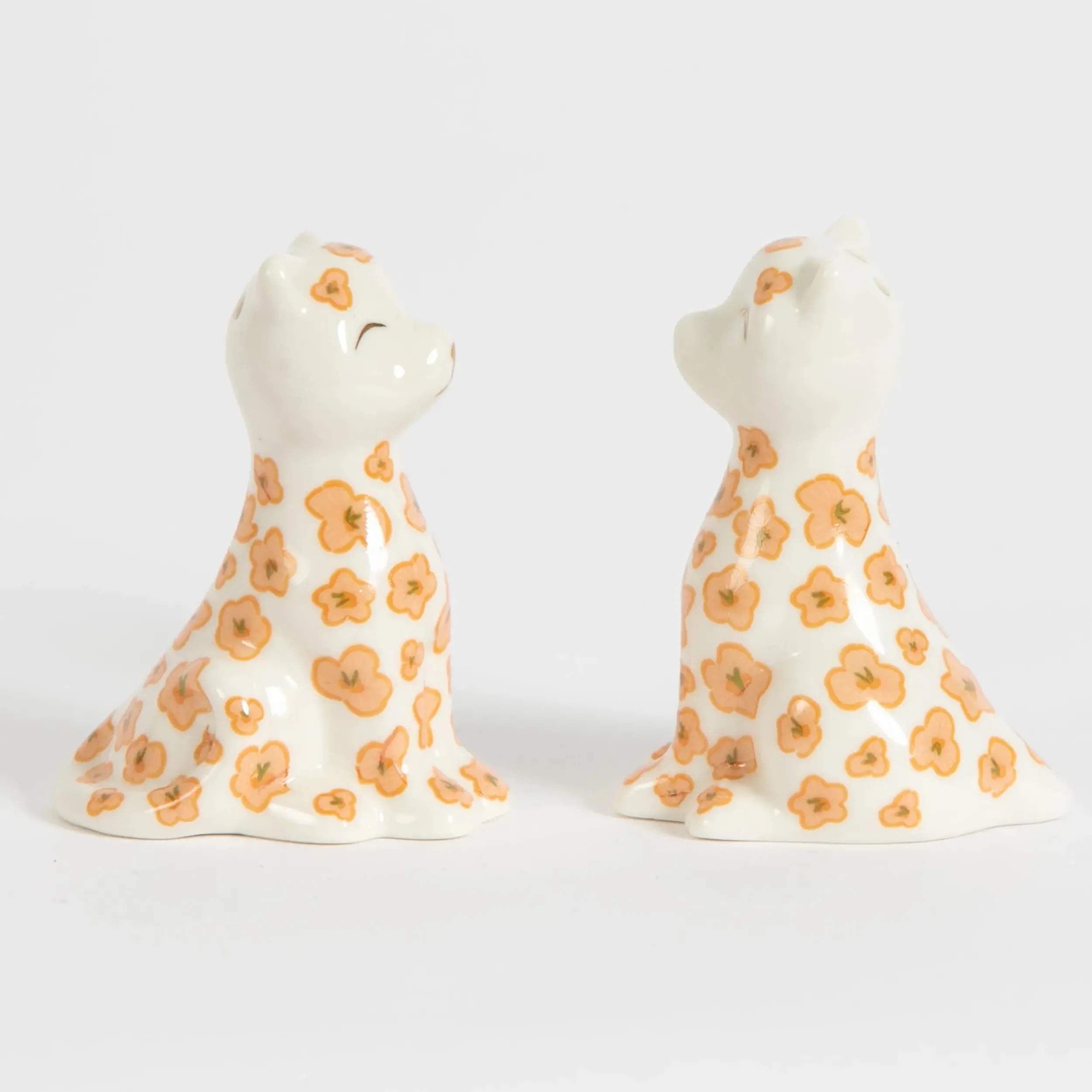 Purrfect Ceramic Salt & Pepper Shakers | GigiandTom Fashion
