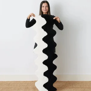 Squiggle Floor Runner Black/Cream | GigiandTom Store